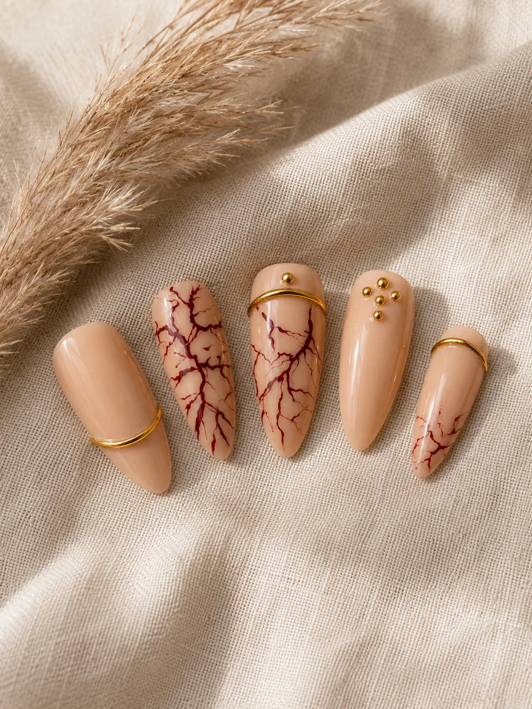 Blood Marble Cuff Gilded Nude Press-On Nails - closeup2