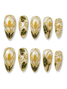 Cloisonne Calla - Art Nouveau Press-On Nails