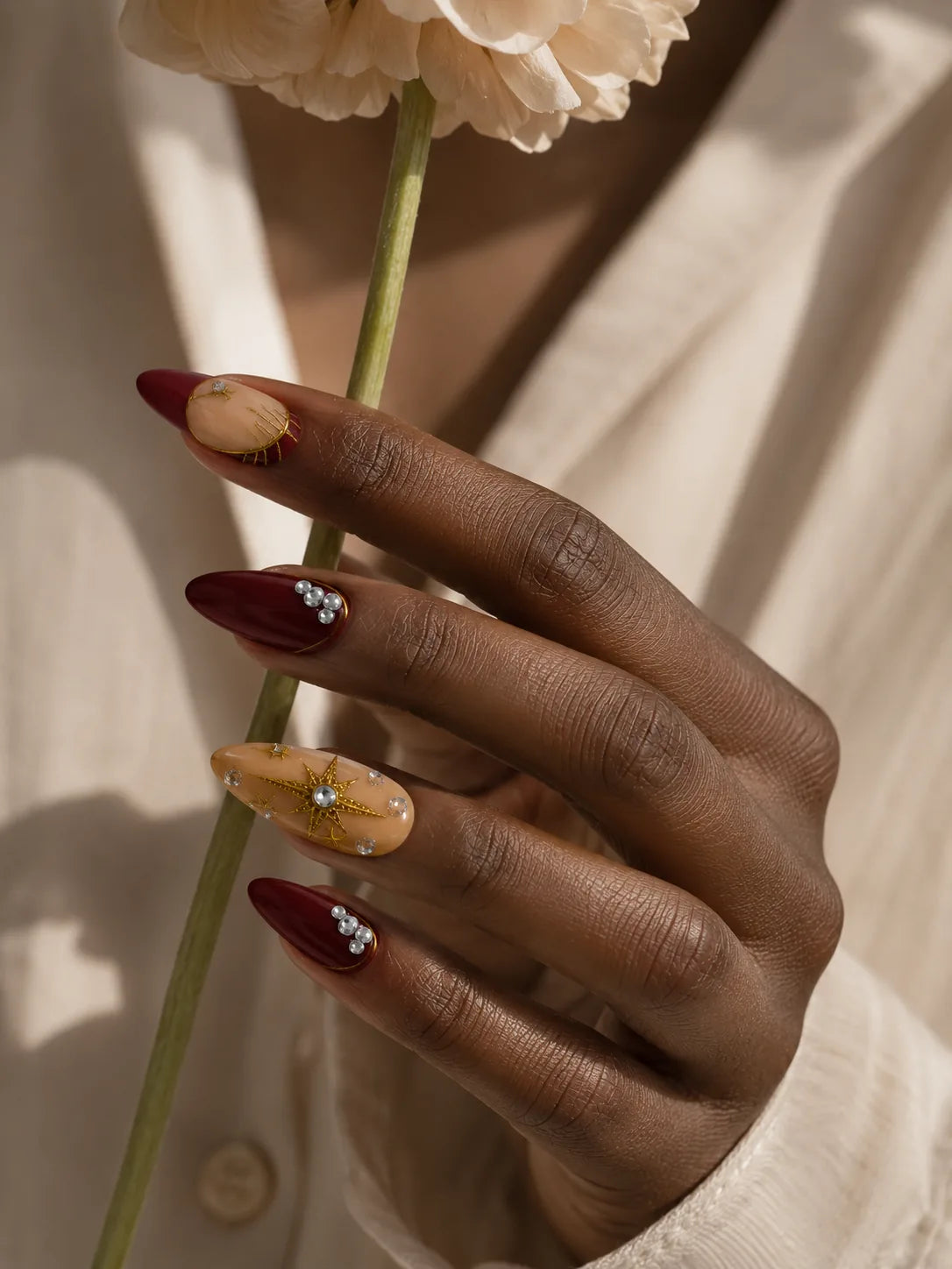 Crimson Starburst Bling Press-On Nails - life1
