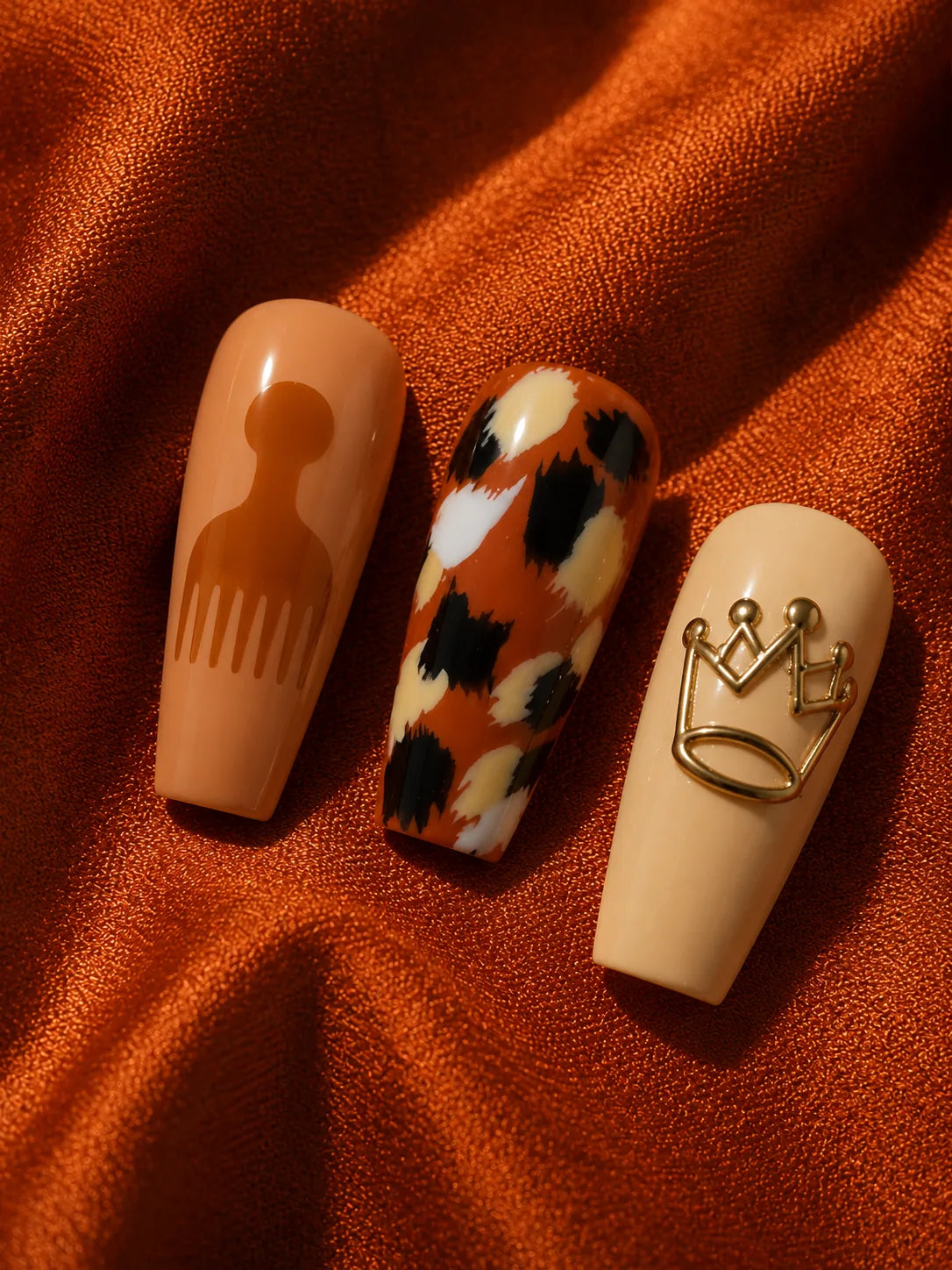 Crown Curls - Afro Silhouette Gold Crown Press-On Nails - closeup