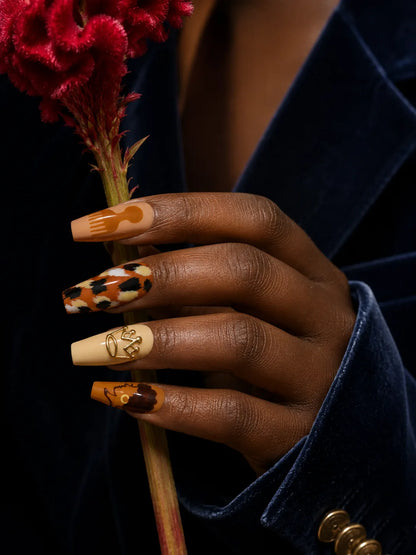 Crown Curls - Afro Silhouette Gold Crown Press-On Nails - life1