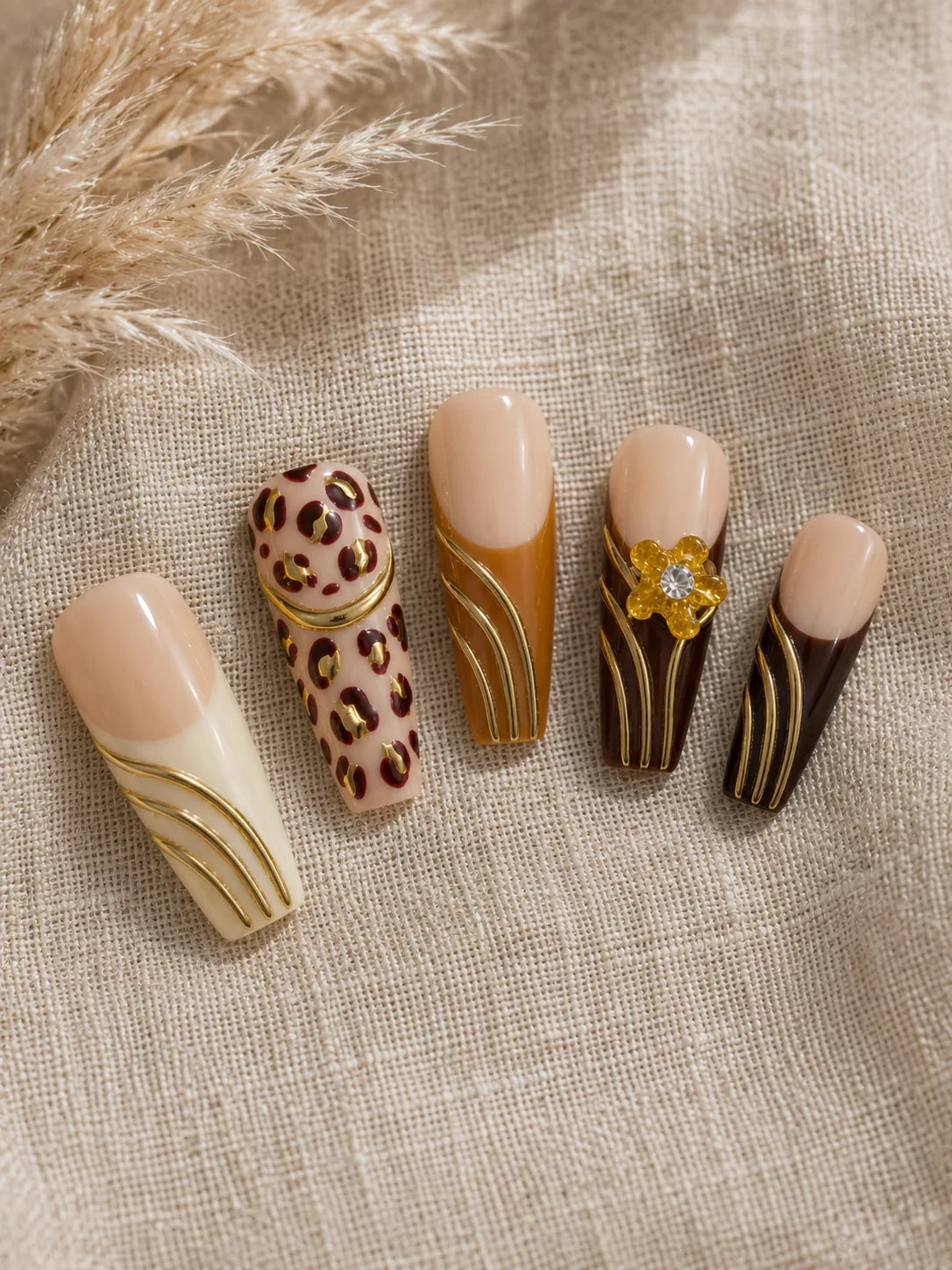 Gilded Leopard Stripe Press-On Nails - closeup2