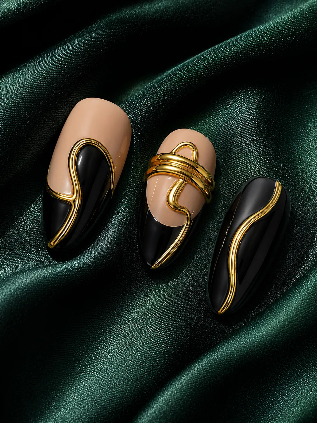Gilded Line Nude Swirl Press-On Nails - closeup