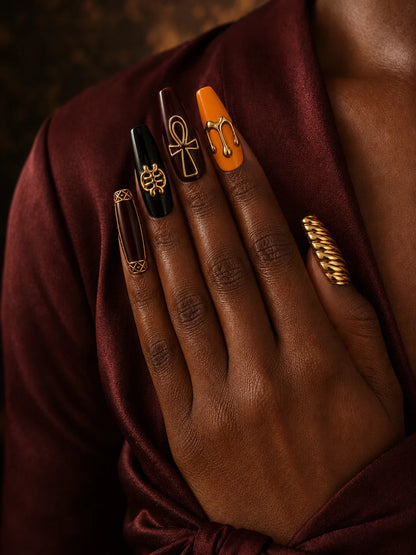 Golden Ankh - Sculptural Gold Press-On Nails - life2