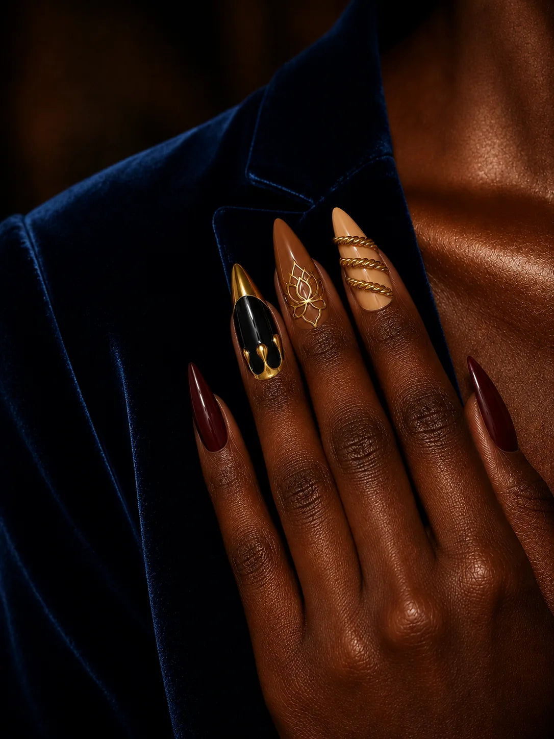Lotus Rope Gold Botanical Press-On Nails - life2