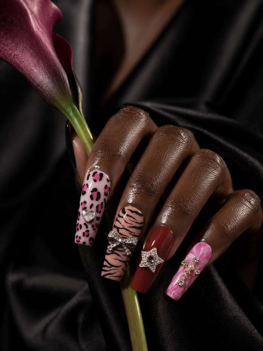 Pink Panther Charm Leopard Press-On Nails - life1