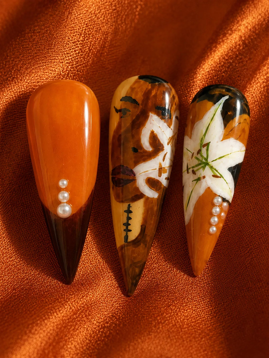Portrait Lily Hand-Painted Press-On Nails - closeup