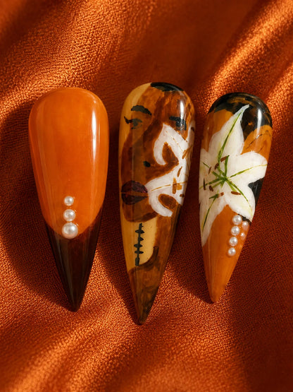 Portrait Lily Hand-Painted Press-On Nails - closeup
