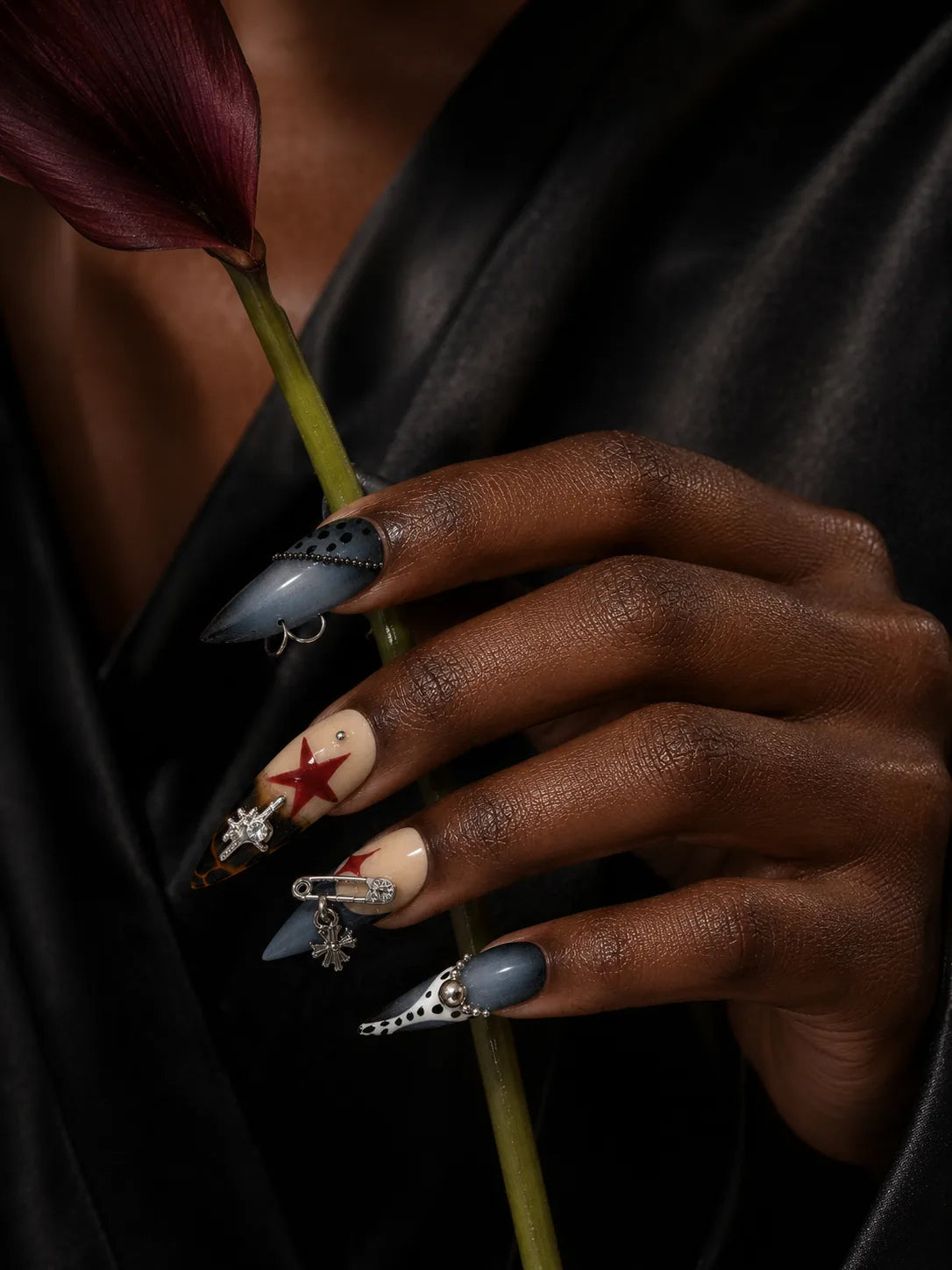 Rebel Chain - Tortoiseshell Punk Hardware Press-On Nails - life1