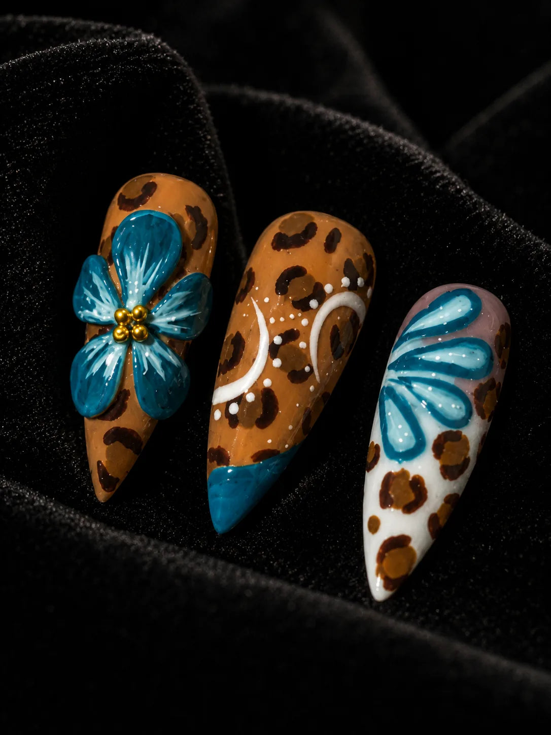 Teal Safari Splash Glitter Tip Press-On Nails - closeup