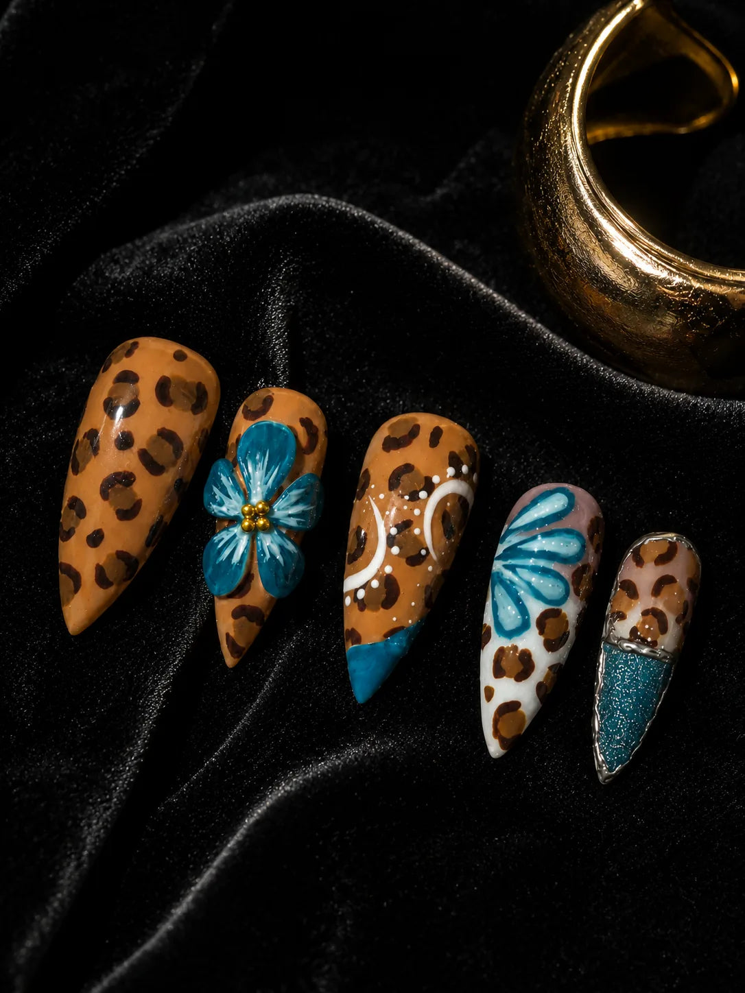 Teal Safari Splash Glitter Tip Press-On Nails - closeup2