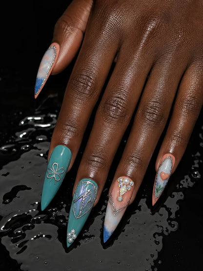 Watercolor Heart Silver Inlay Press-On Nails - hand1