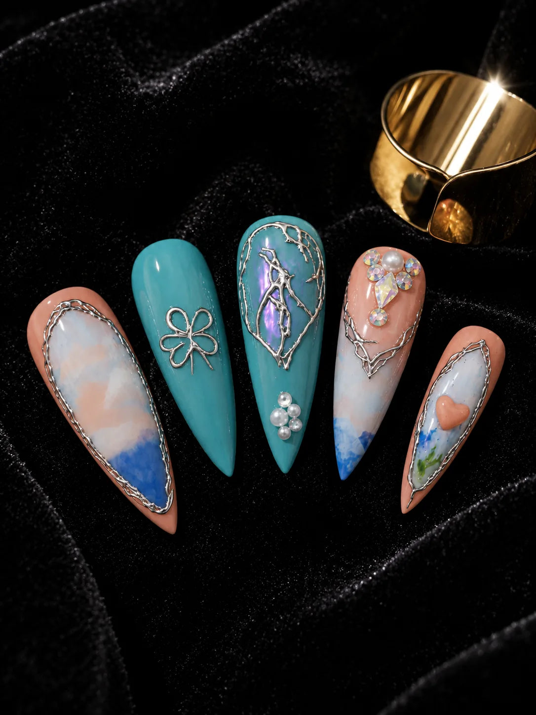 Watercolor Heart Silver Inlay Press-On Nails - closeup2